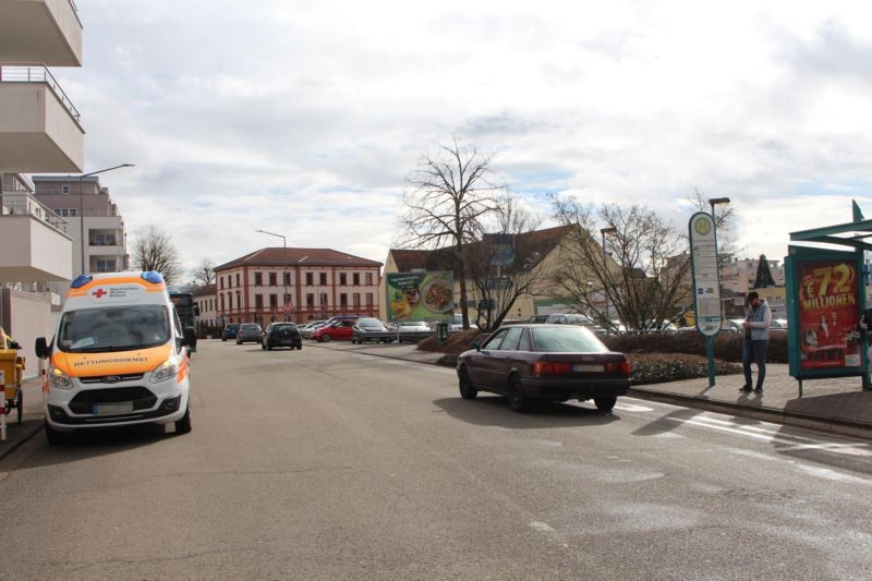 Am Zweibrücker Tor  / Mannlichstr. 20 / Einf. Edeka VS