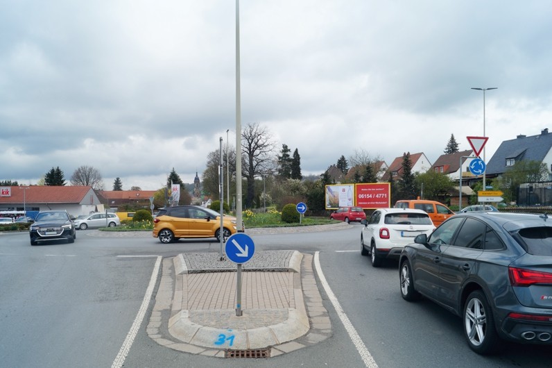 Bayreuther Str.  geg. Leuschnitzstr. Kreisel