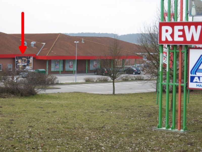 Warener Str.  / Umgehungsstr. 5 / Rewe