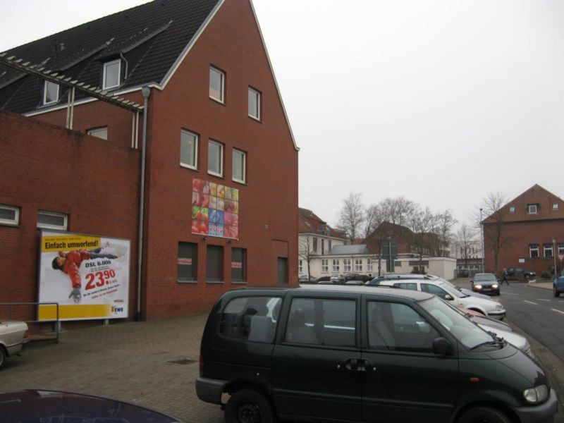 Bahnhofstr. 34  / Rewe Si. Str.