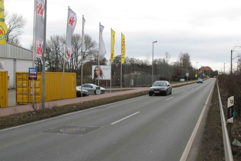 Hannoversche Str. 83  / Einf./Ausf. Sportplatz