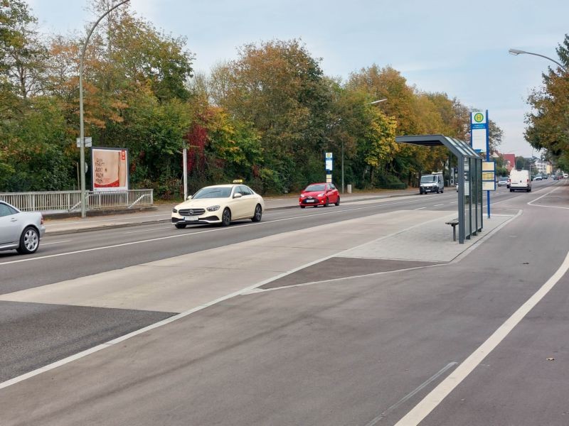 Königsbrunnerstr.  vor Bgm-Rieger-str.