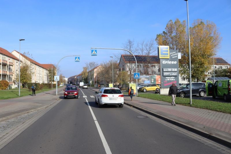 Straße des Friedens / Bergmannsring 66 li.