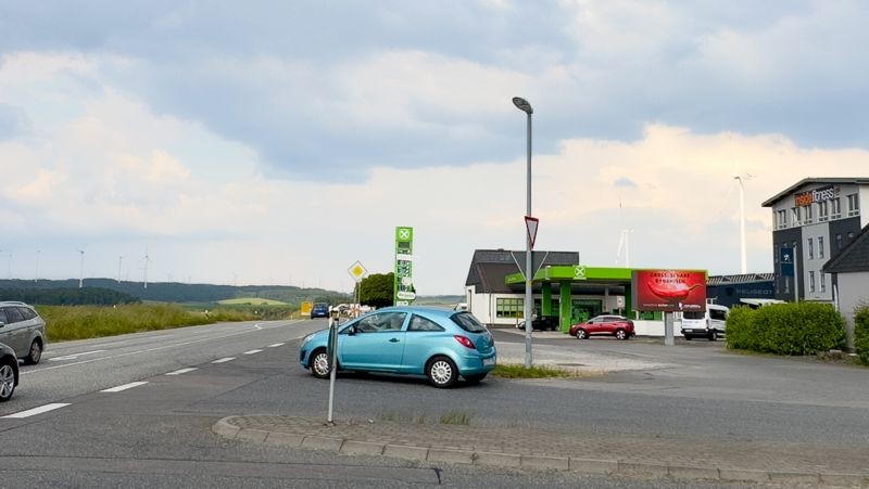 Bopparder Str.  / Fordstr. 1 / Ri. Kastellaun VS