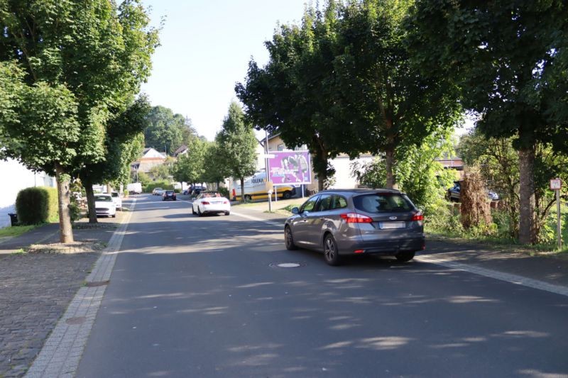 Kölner Str. 5 (B 421)  VS