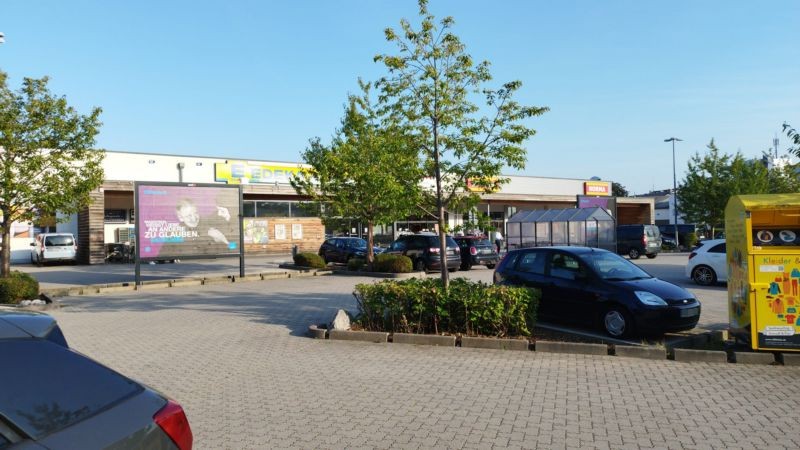 Friedländer Str. 4 / Edeka Si. (PP) Sto. 1