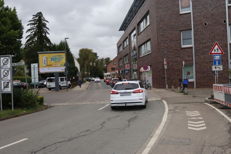 Alter Dorfweg / An der Höhpost / Einf. Roland-Center RS