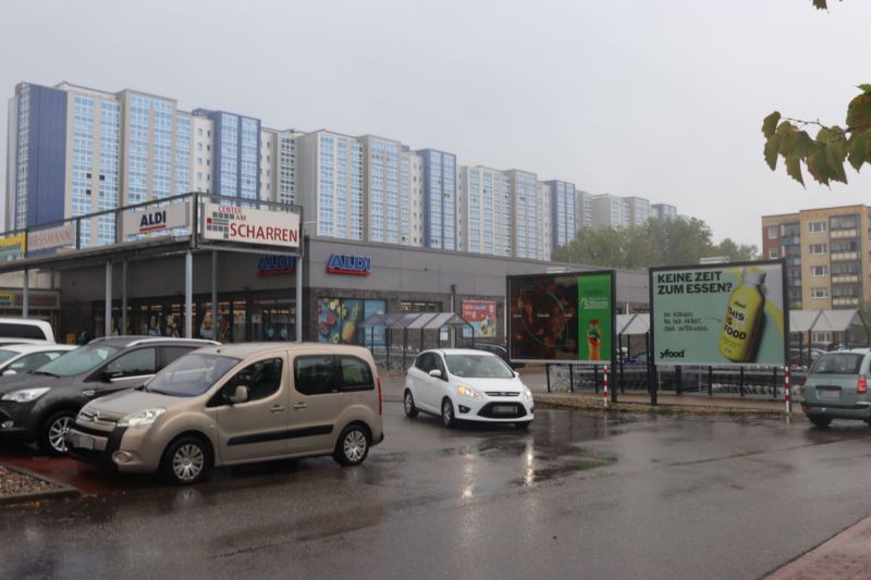 Bertolt-Brecht-Str. 23  / Sto. 1 / Si. Einf. (vor Wagenbox)