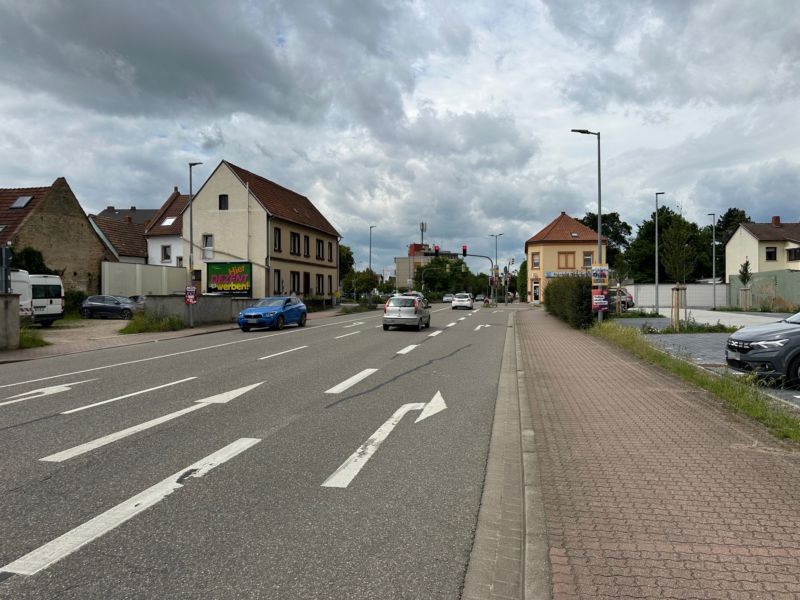 Hauptstr.1