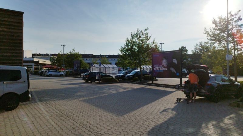 Friedländer Str. 4 / Edeka Si. Eing. Sto. 1