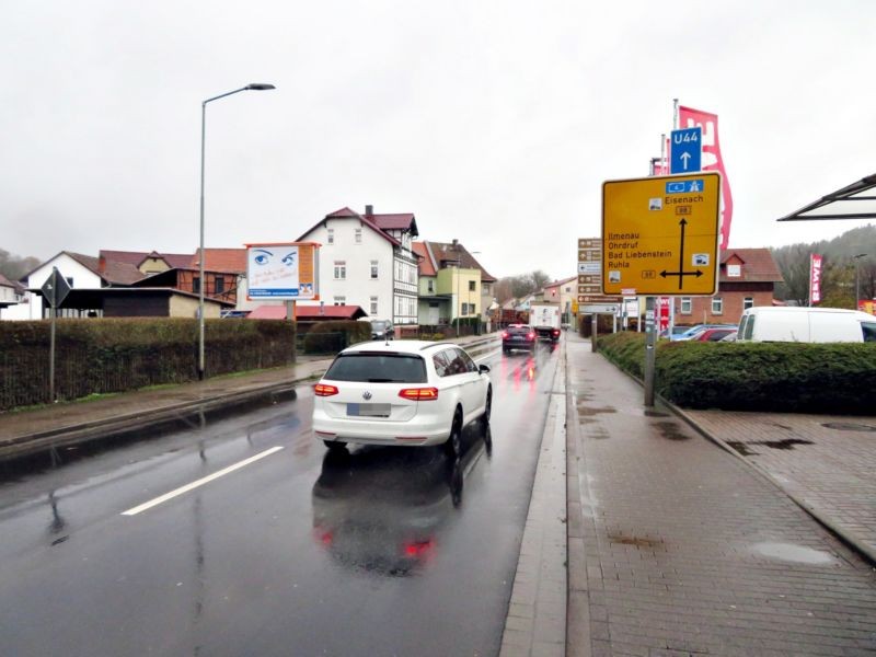 Gothaer Str. geg. Nr. 65-69 / Einf. REWE quer RS