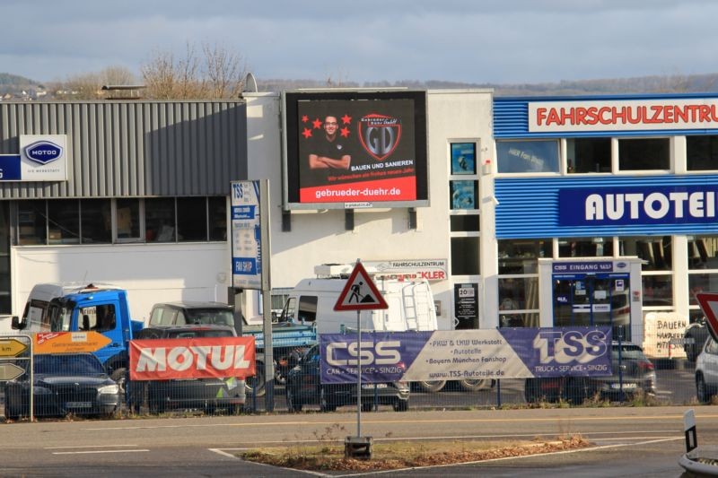 Kölner Str. 43 (TSS-Truckservice)