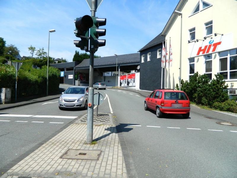 Krottorfer Str.   2/Bahnhofstr.