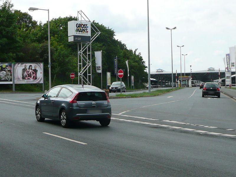 Am Tönniesberg  16-18/Einf. Großmarkt quer re.