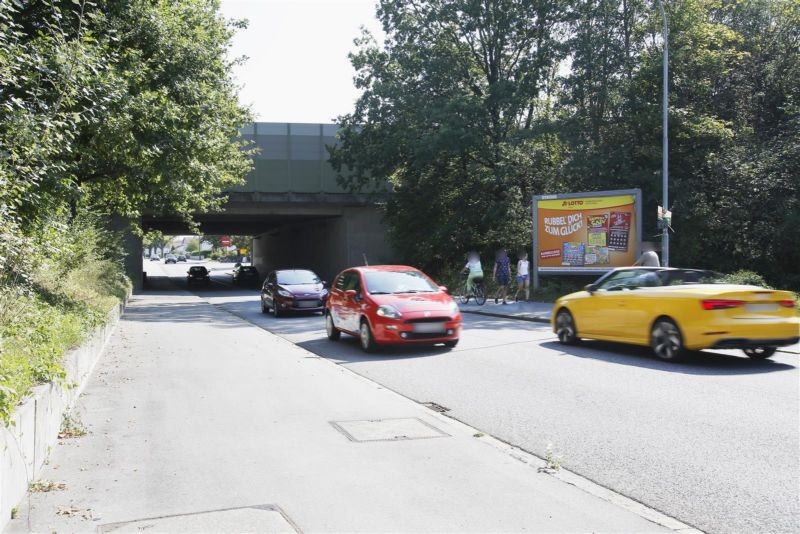 Regensburger Str. nach 136 vor Ufg.