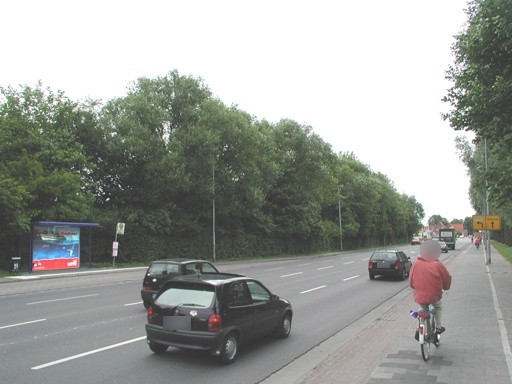 Petkumer Str. geg. Wilhelm-Leuschner-Str.