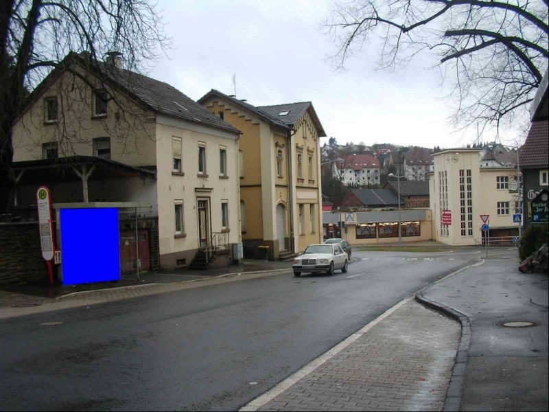 Düsingstr. neb.  67/Nh. Grüner Talstr.