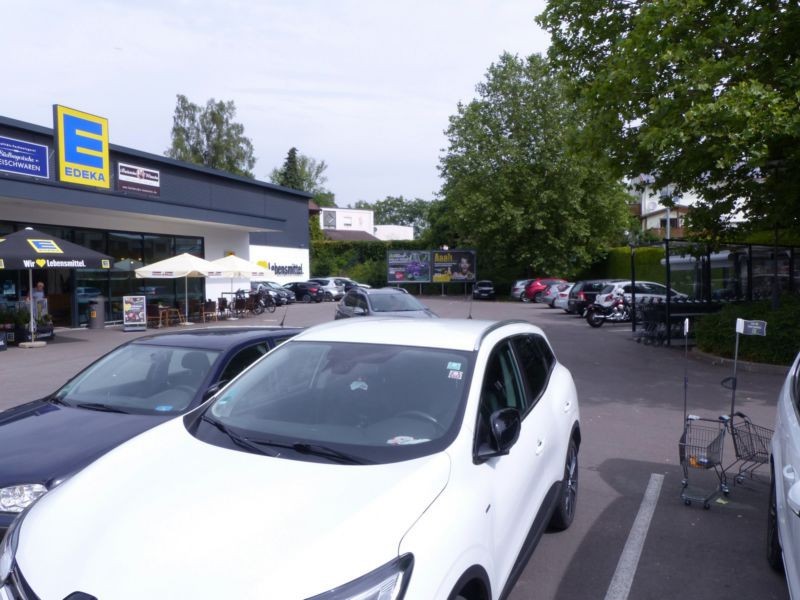 Lutzinger Str.   4 re. neb. Eing./Edeka