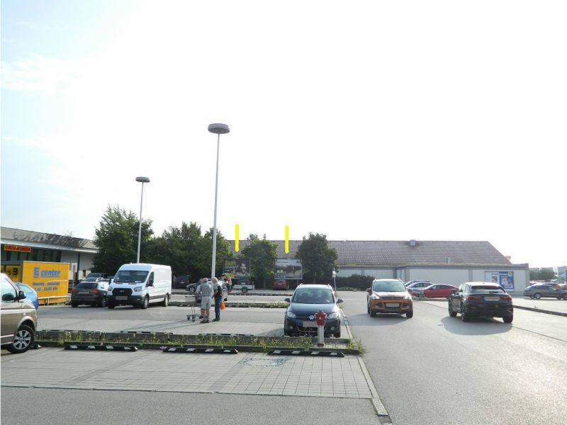 Ingolstädter Str. 114 (EDEKA Si.Eing.)