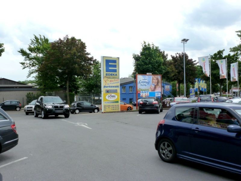 Wolfsbankring 34 (EDEKA li.Si.Eing.)