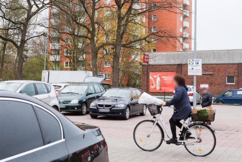 Schöneberger Str.  31-35/Rewe PP