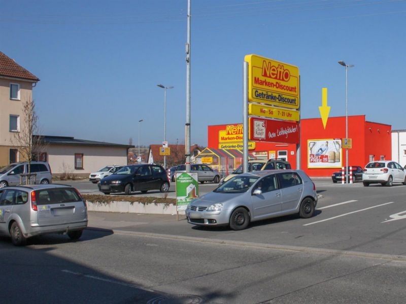 Vorstadtstr.  11/Rathaus/Eing. Netto