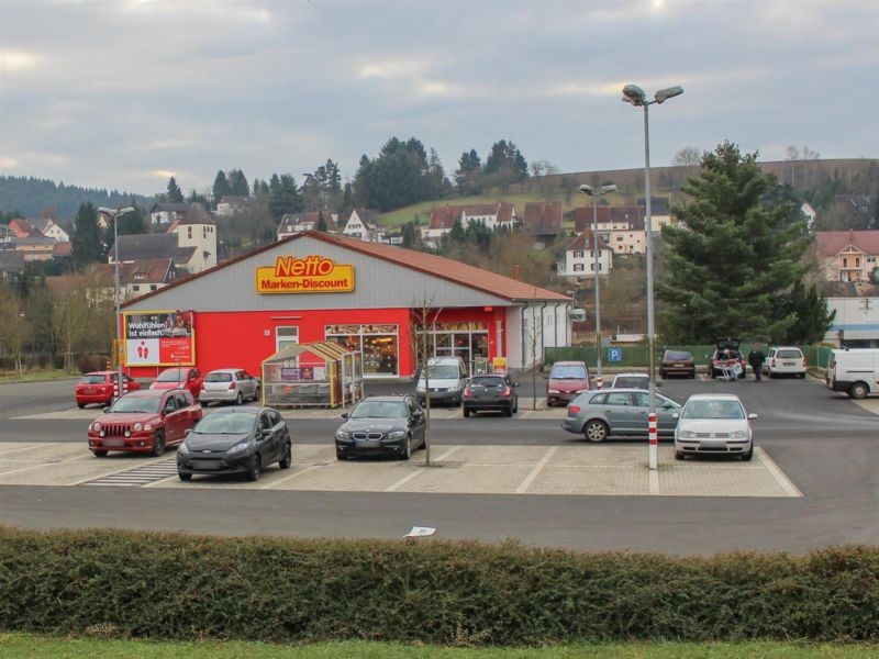 Glanstr.  31a/Eing. Netto