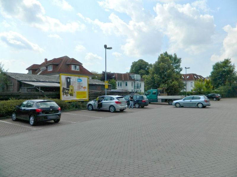 Oldenburger Str. 291 re./Einf. Netto