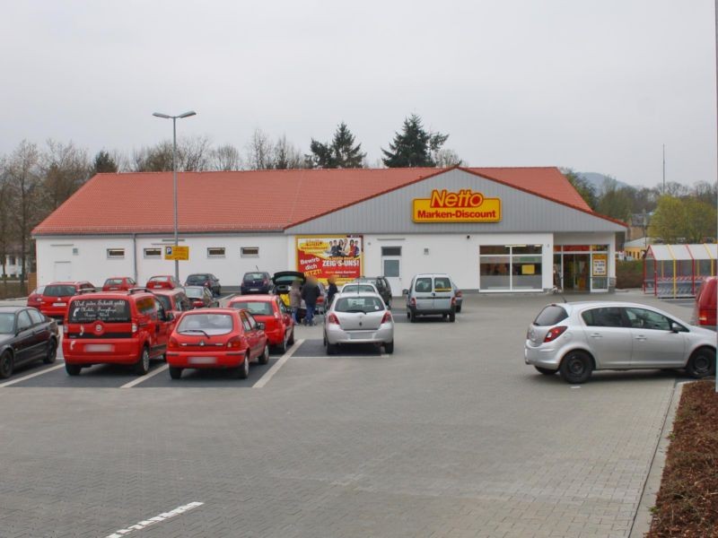 Heinrich-Schorsch-Str.   2/Eing. Netto
