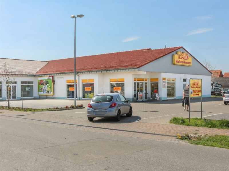 Adolf-Cuntz-Str.   2/Netto