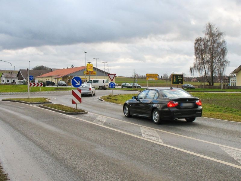 Landauer Str./Stieberger Str.   4/Netto