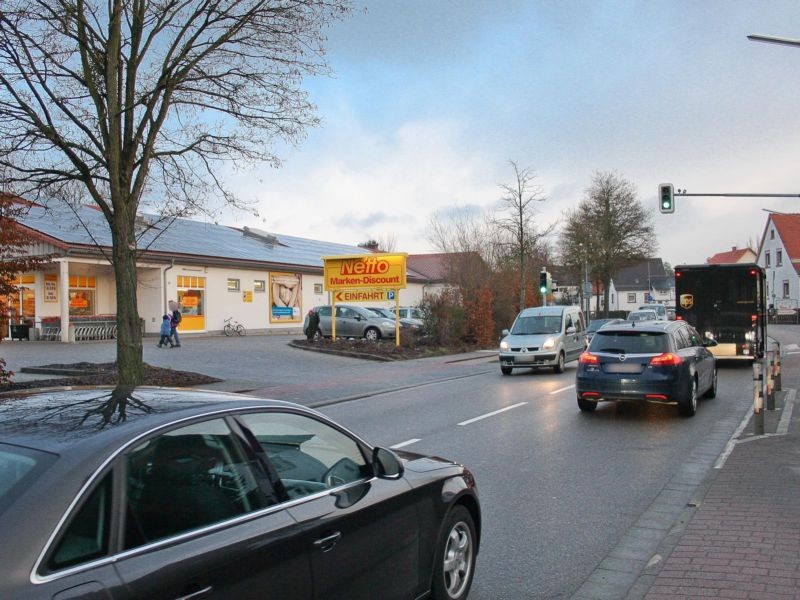 Staatsstr.  48-50 (B38) li./Netto