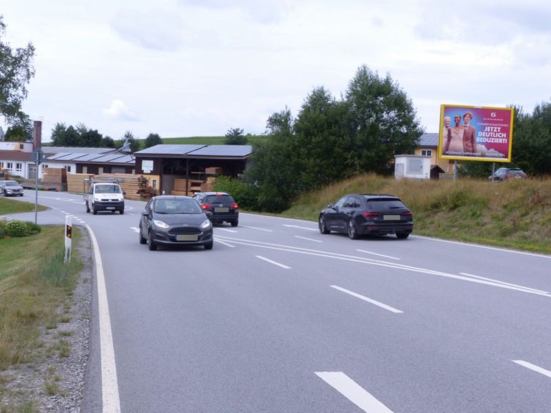 Passauer Str.  60 (B388) saw./Netto