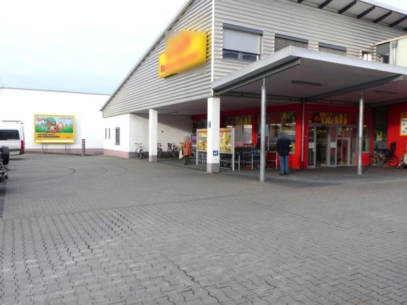 Landsberger Str. 414 (Netto neb. Eing. re.)