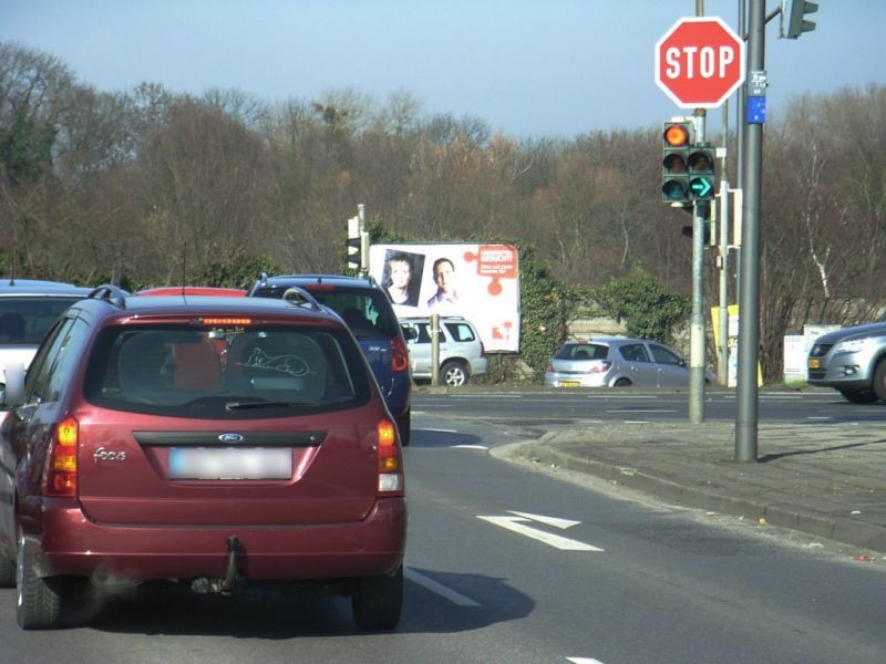 Breslauer Str./Zuf. Real geg. Kreuzung re.