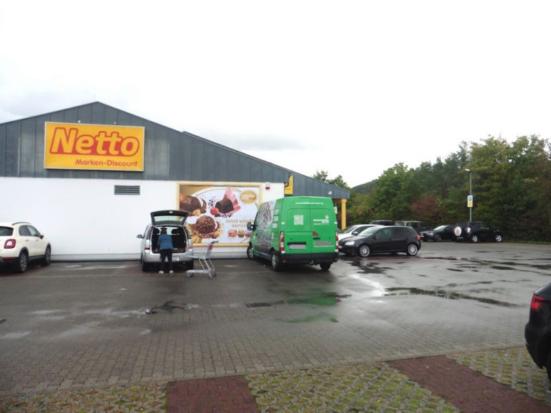 Am Heerbach  24 Netto Eing. li.