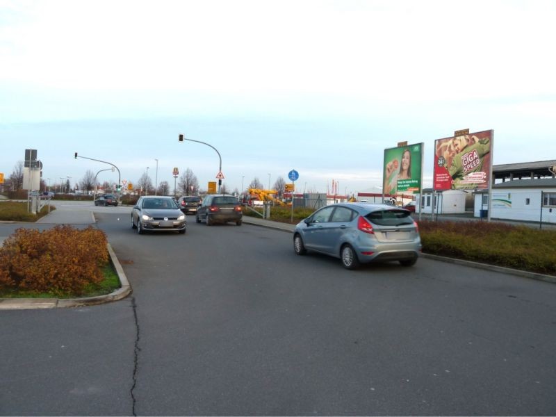 Quedlinburger Landstr.  14/B79 Zuf. EDEKA li.