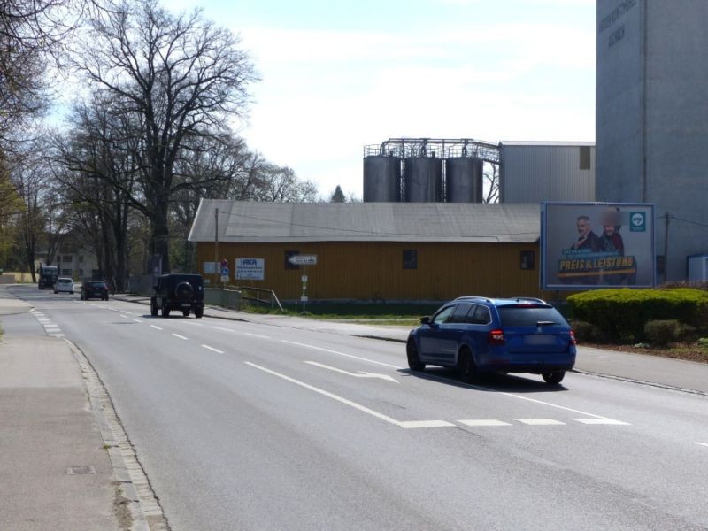 Donauwörther Str.  29 neb. Aldi quer re.