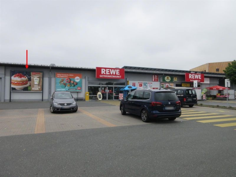 Bruckwiesen   2/Neue Str. li. vom Getränkemarkt