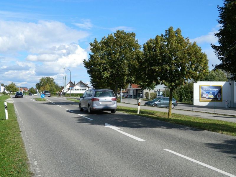 Ingolstädter Str.  97/Netto Si. Str. quer bei Zuf.