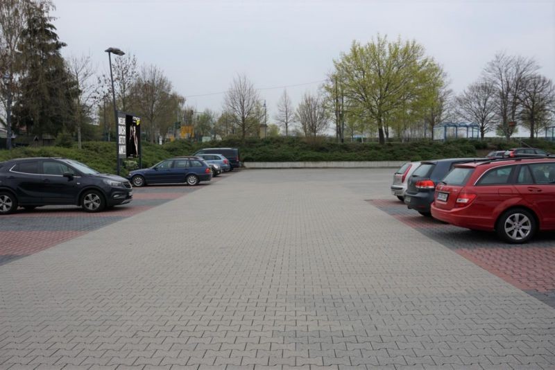 Bovoloner Allee   1 (REWE PP STO 8)
