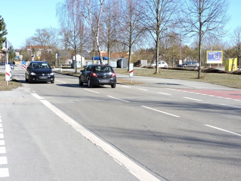 Josef-Pongartz-Str. 1 Netto Si. Str. quer