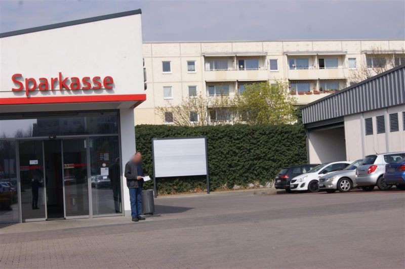 Scharnhorststr. 62/PP zw. Sparkasse und REWE