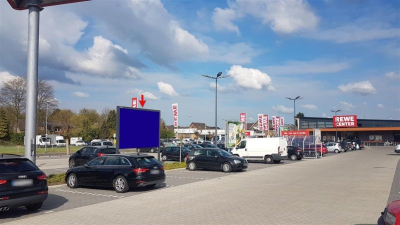 Kleinbahnstr.  24/REWE PP STO 1/Si. Gleise