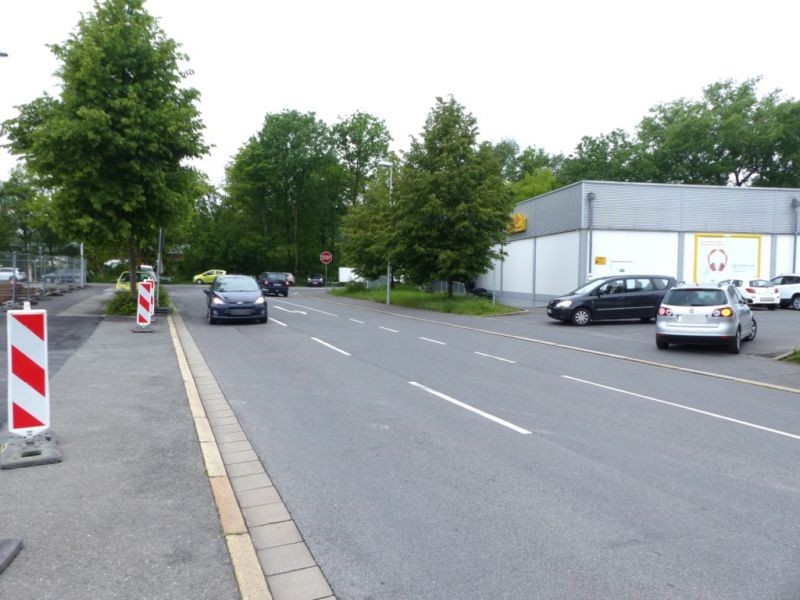 Karchestr.  10/Netto Si. Str. quer