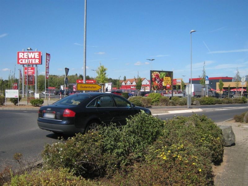 Feldstr.  46/REWE PP/Sto. 6/geg. Kreisel Str.