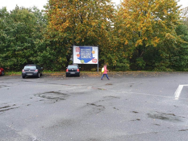 Am Busbahnhof   7 Nh. Eing.