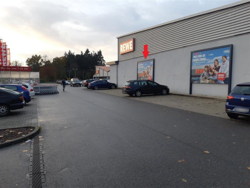 Gutenbergstr.   1b/Giebel