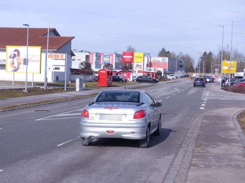 Bgm.-Schönbauer-Str.   4 Netto/Si. Str. quer li.