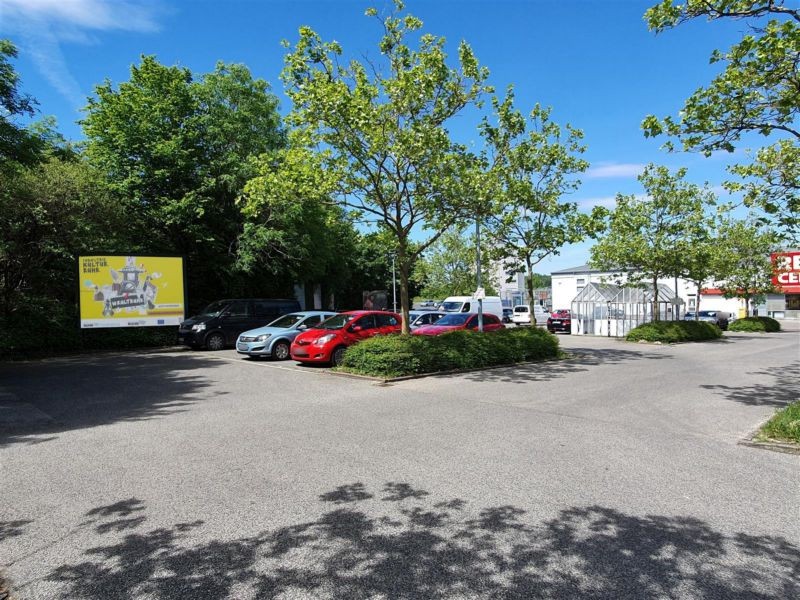 Saarstr.  62/REWE PP/Sto. 2